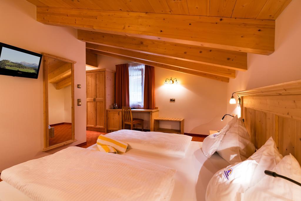 Hotel Schneeberg Family Spa Resort Ridanna Δωμάτιο φωτογραφία