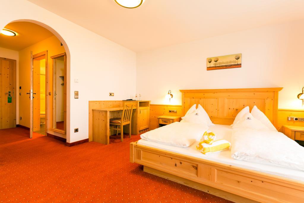 Hotel Schneeberg Family Spa Resort Ridanna Δωμάτιο φωτογραφία